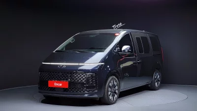 Hyundai Staria