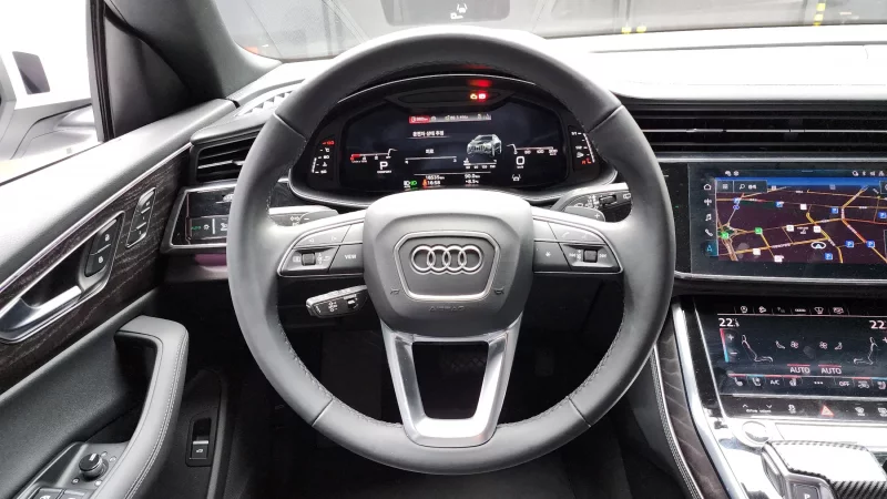 Audi Q8