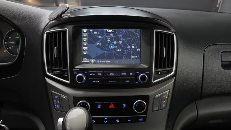 Hyundai Grand Starex