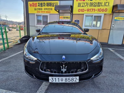 Maserati GHIBLI