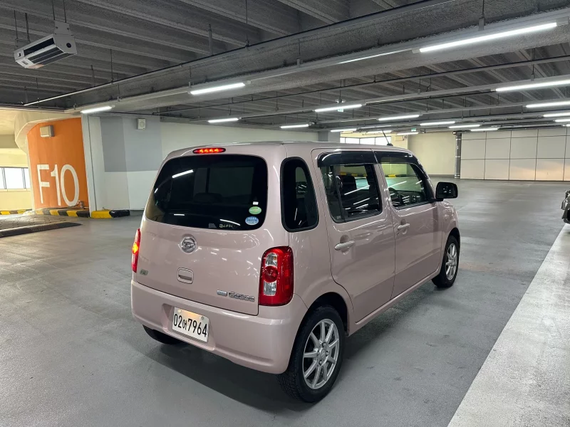 Daihatsu MIRA