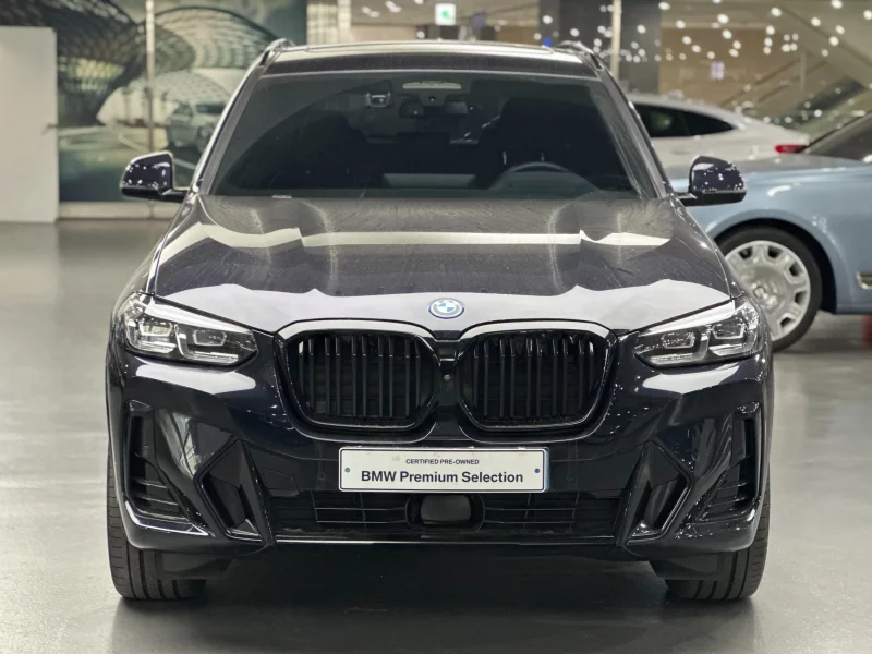 BMW iX3