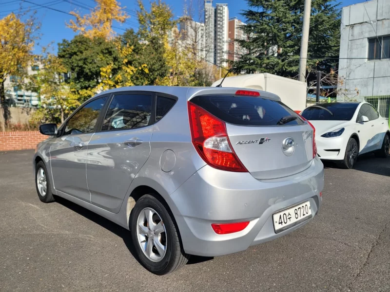 Hyundai Accent