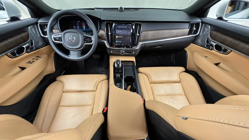 Volvo S90