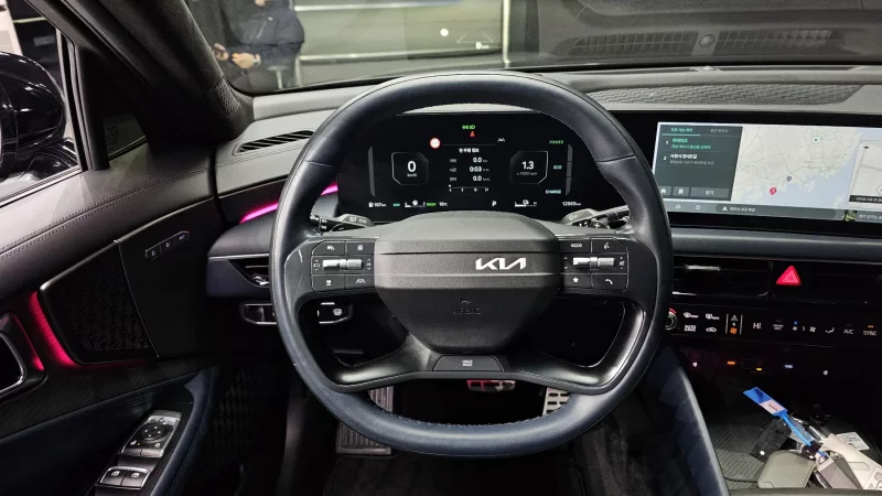 Kia K8
