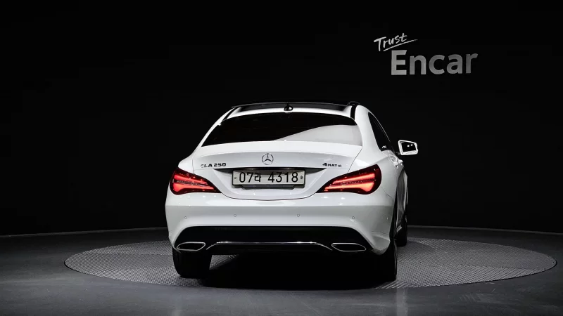 Mercedes-Benz CLA-Class