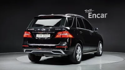 Mercedes-Benz M-class