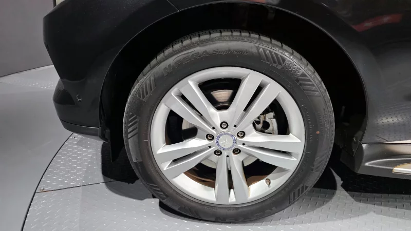 Mercedes-Benz M-class