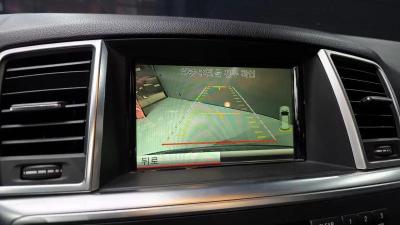 Mercedes-Benz M-class