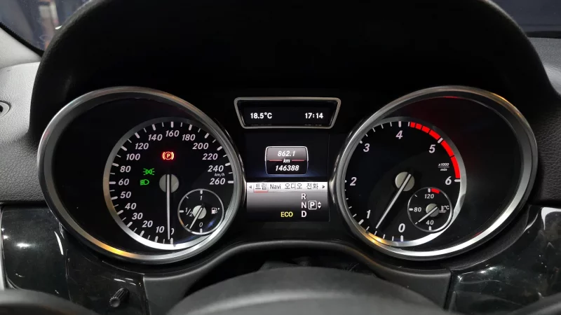 Mercedes-Benz M-class