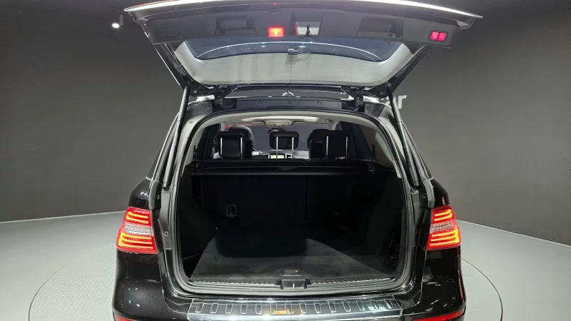 Mercedes-Benz M-class