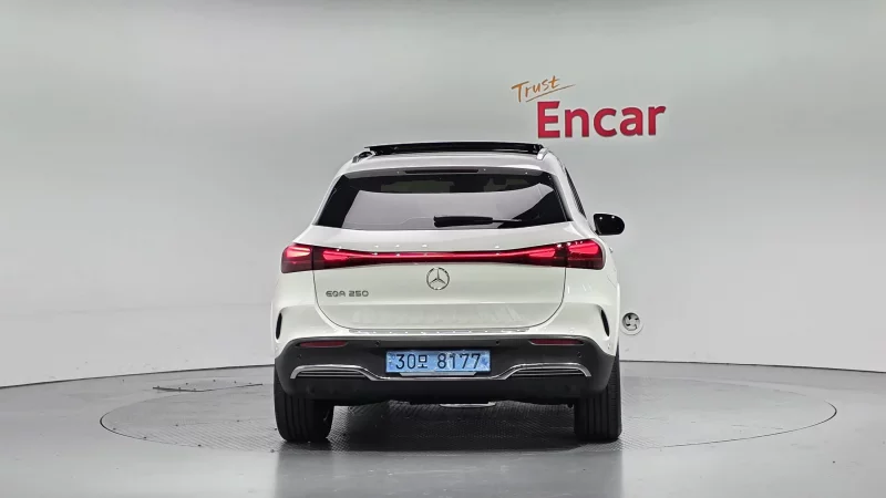 Mercedes-Benz EQA