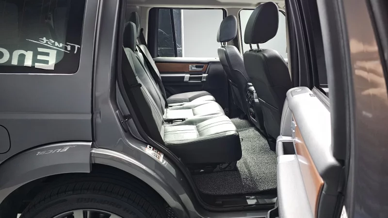 Land Rover DISCOVERY