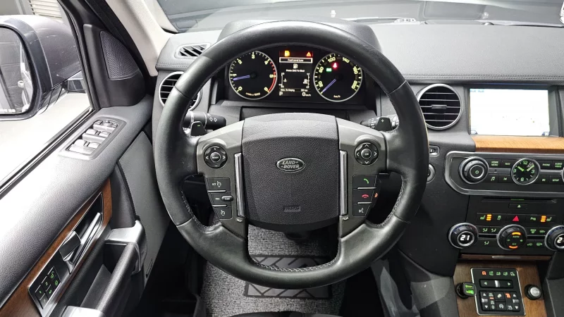 Land Rover DISCOVERY