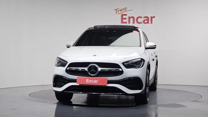 Mercedes-Benz GLA-Class