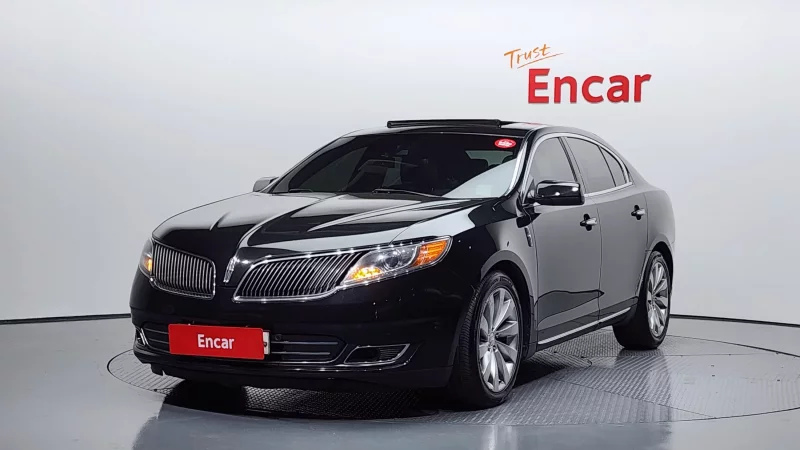 Lincoln MKS