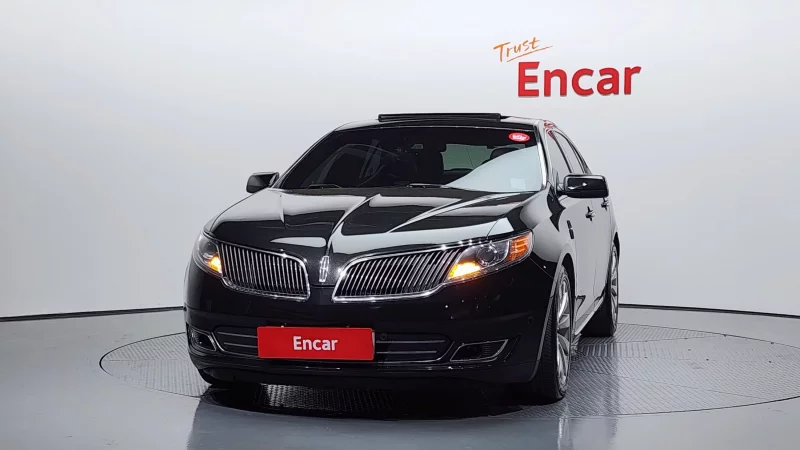 Lincoln MKS