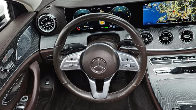 Mercedes-Benz CLS-Class