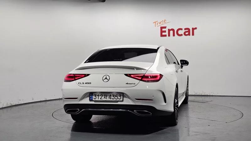 Mercedes-Benz CLS-Class