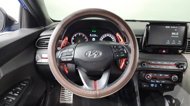 Hyundai Veloster