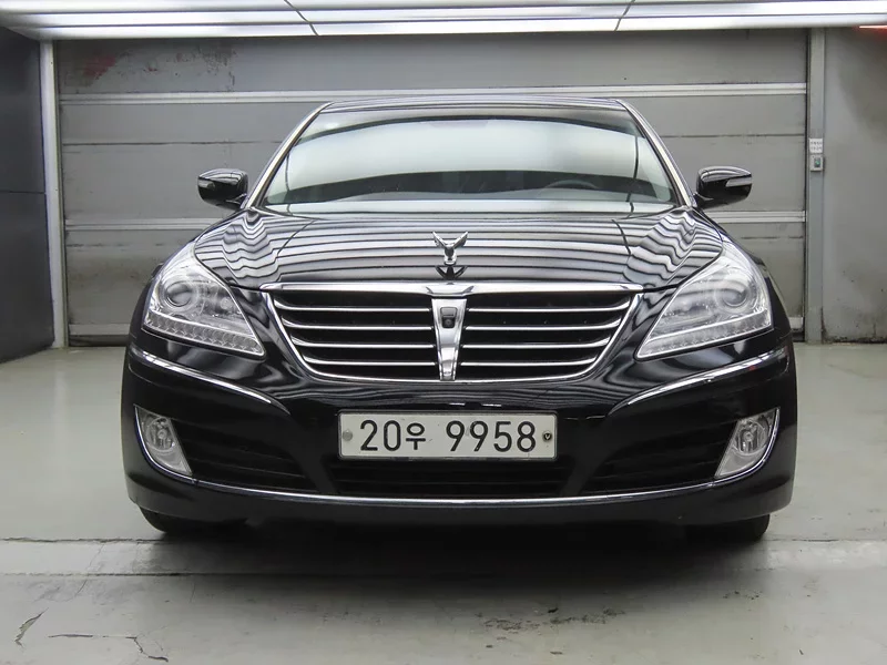 Hyundai Equus