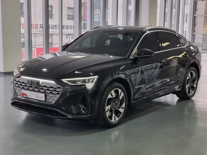 Audi Q8 E-TRON
