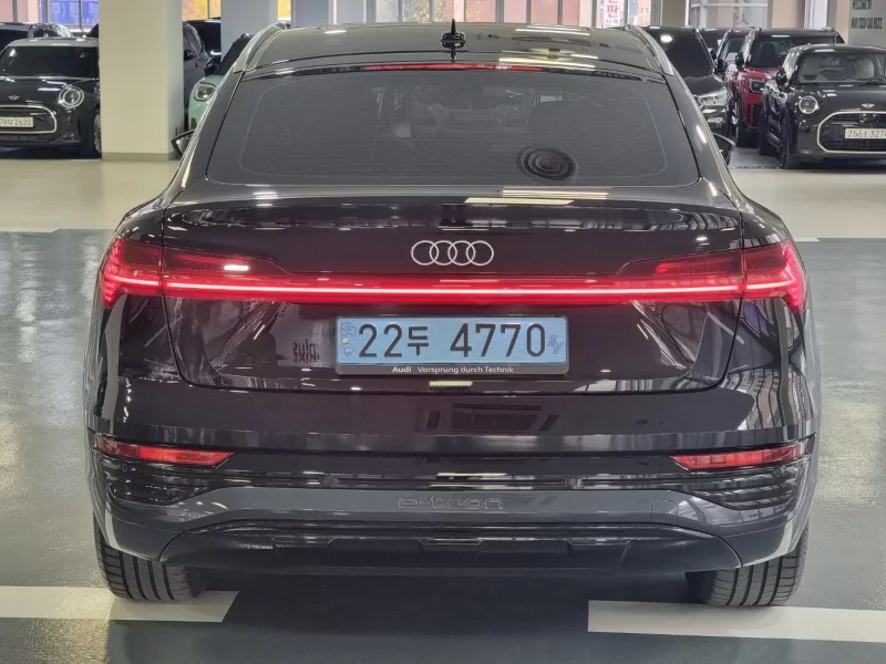 Audi Q8 E-TRON
