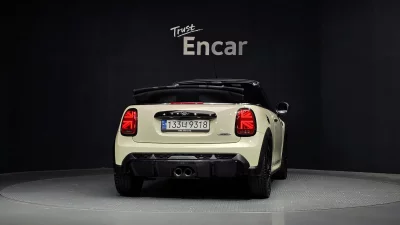 MINI Cooper Convertible