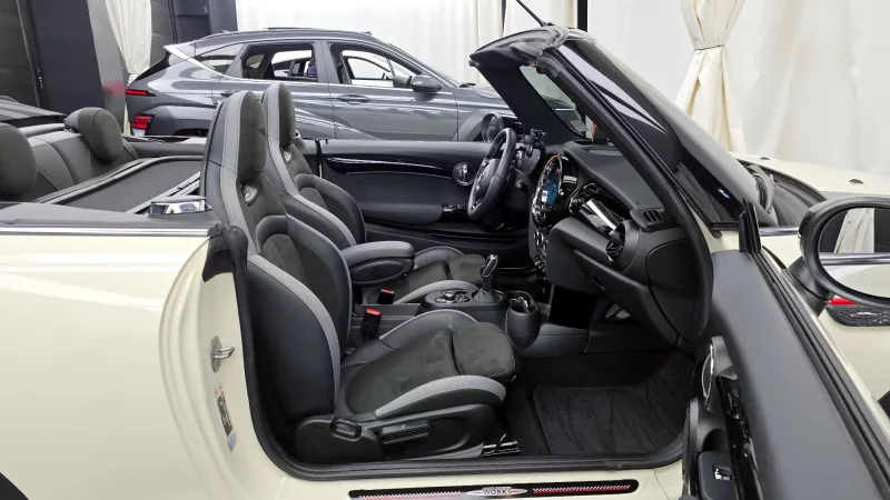 MINI Cooper Convertible