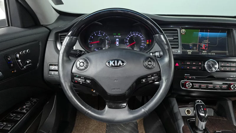 Kia K9