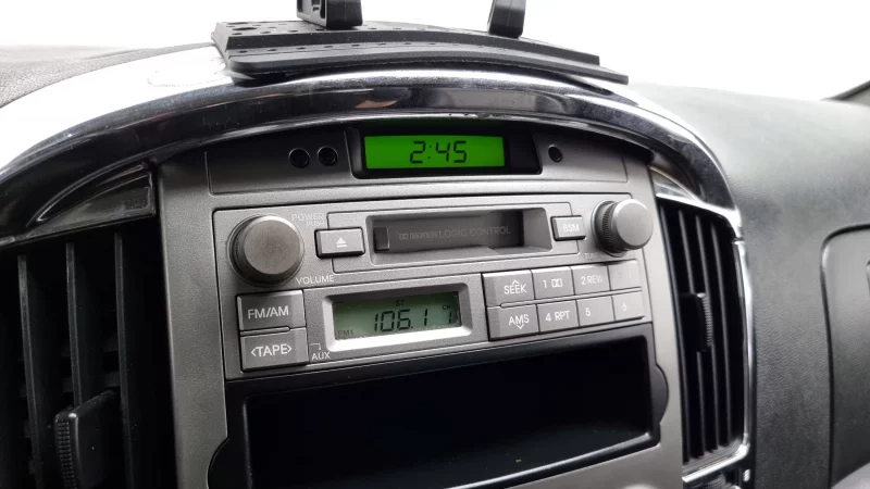 Hyundai Starex