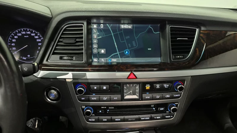 Hyundai Genesis