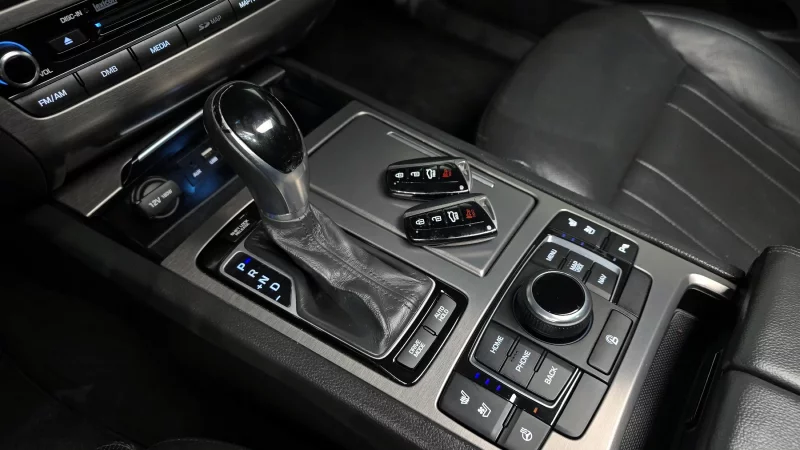 Hyundai Genesis