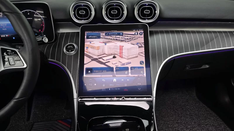 Mercedes-Benz C-Class