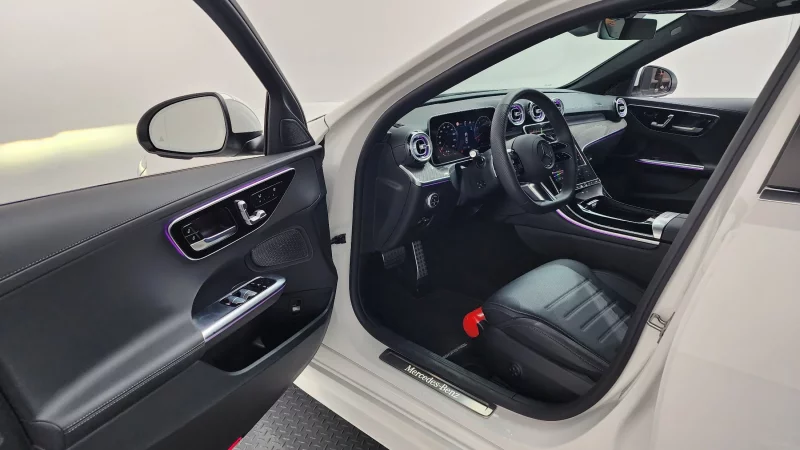 Mercedes-Benz C-Class