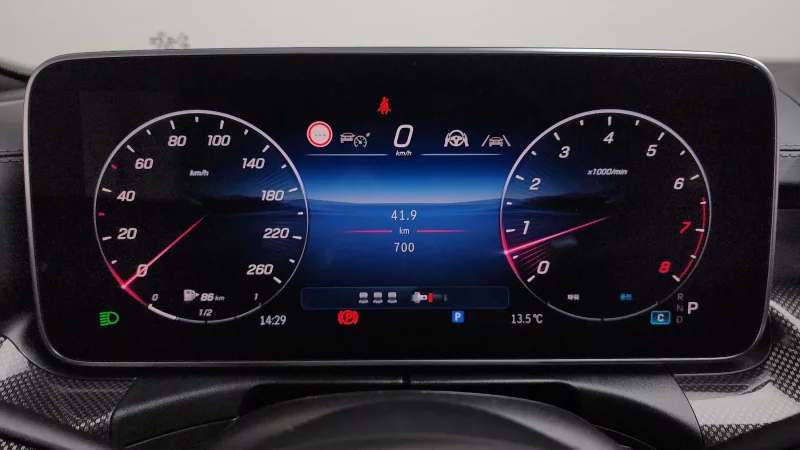 Mercedes-Benz C-Class