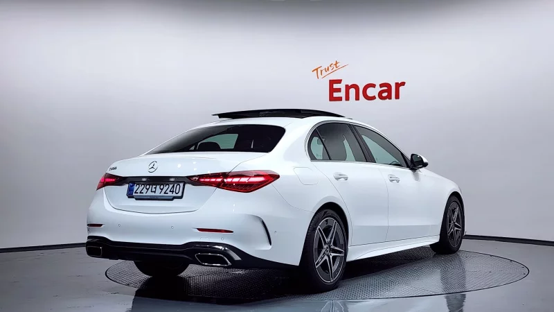 Mercedes-Benz C-Class