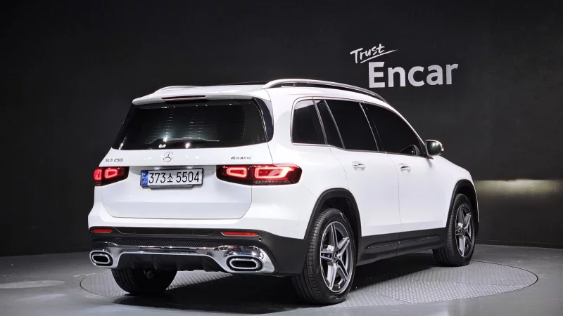 Mercedes-Benz GLB-Class