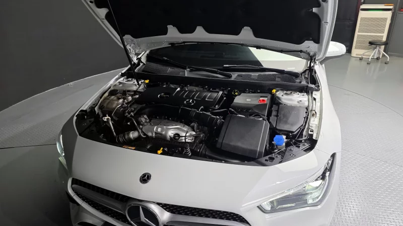 Mercedes-Benz CLA-Class