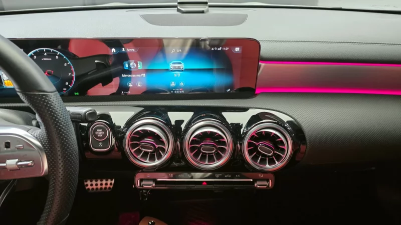 Mercedes-Benz CLA-Class