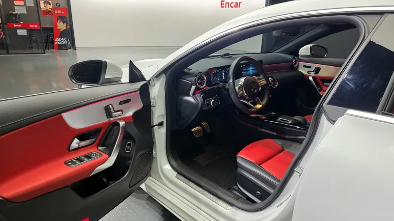 Mercedes-Benz CLA-Class