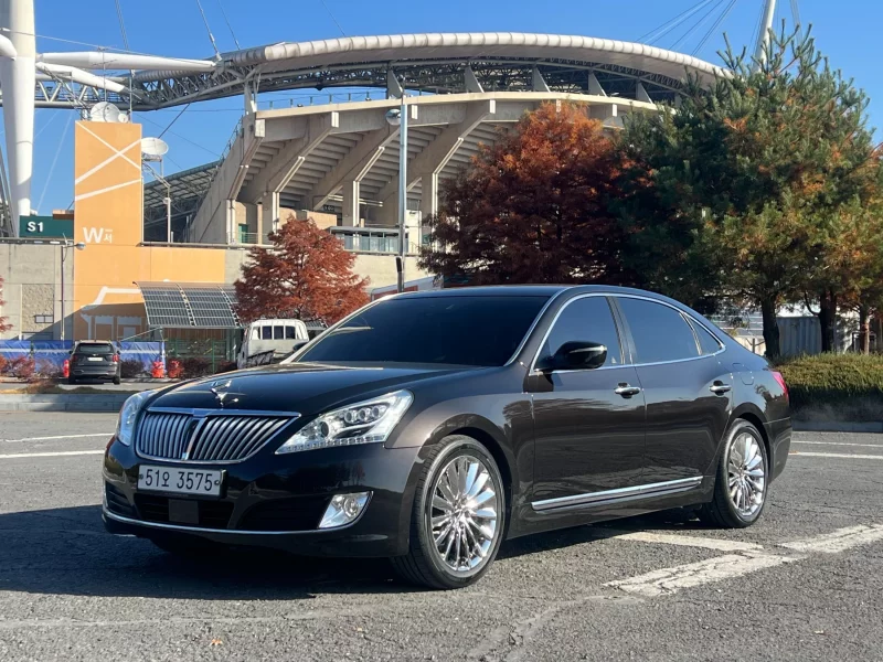 Hyundai Equus