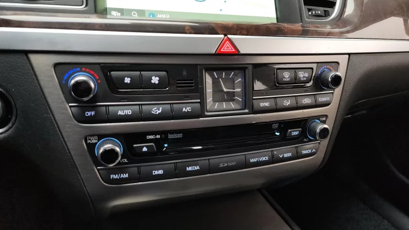 Hyundai Genesis