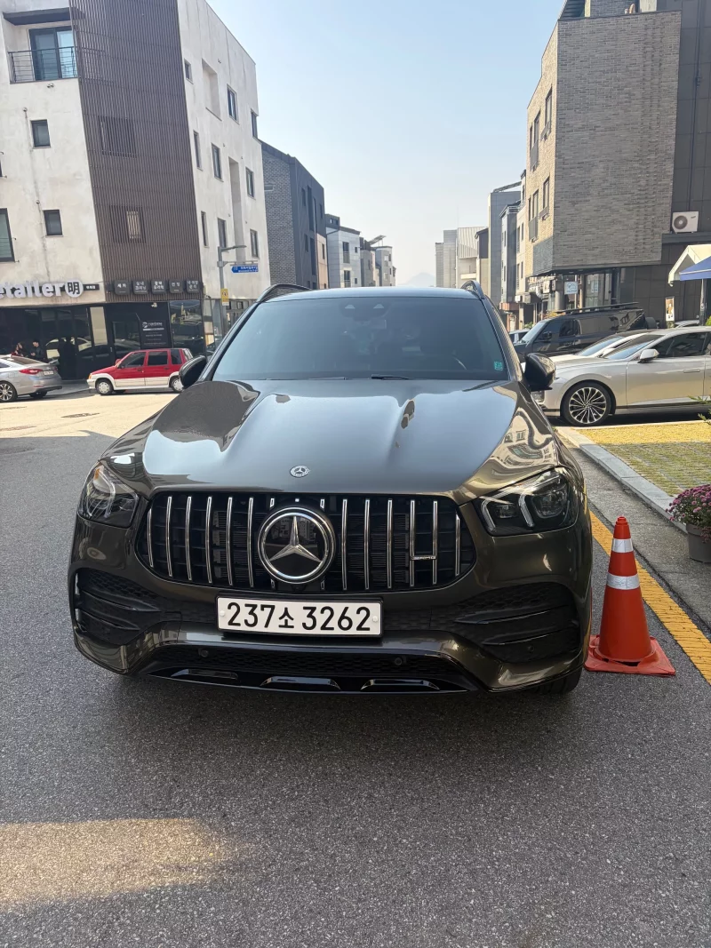 Mercedes-Benz GLE-Class