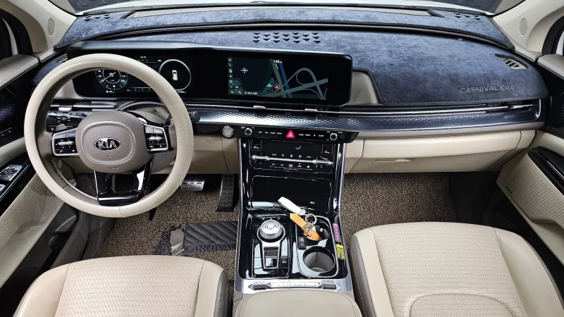 Kia Carnival