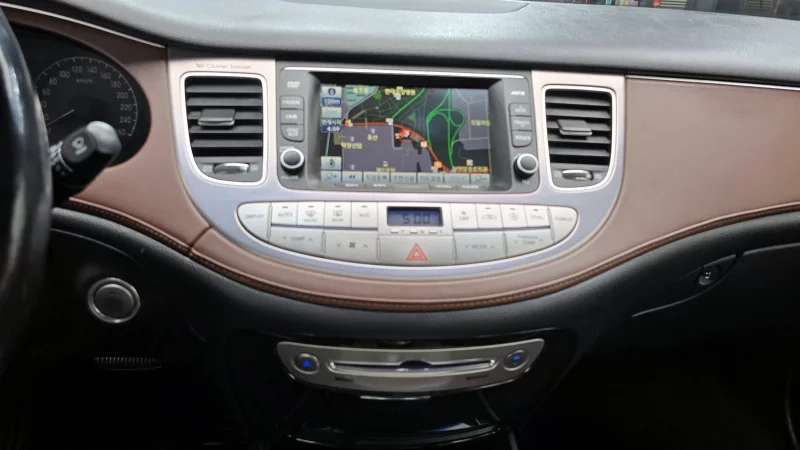 Hyundai Genesis