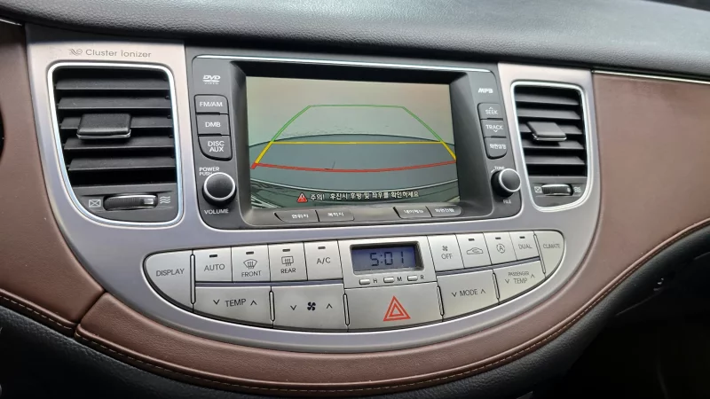 Hyundai Genesis