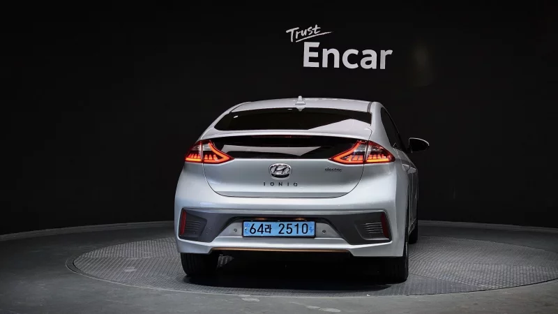 Hyundai Ioniq