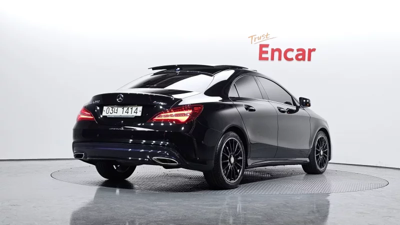 Mercedes-Benz CLA-Class