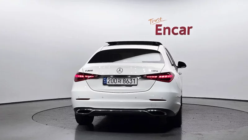 Mercedes-Benz C-Class